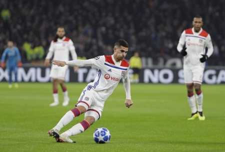 多次陷入被 多次陷入被